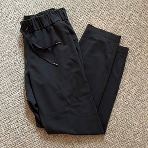 Lululemon Joggers Size 6